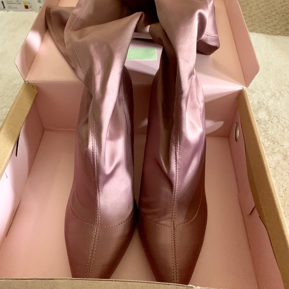 Brand new pink-purple satin knee high boots size 8